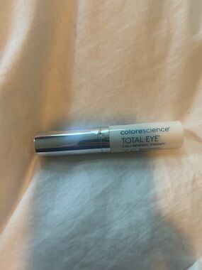 Colorescience Total Eye 3-in-1 Renewal Therapy Eye Primer - Fair shade